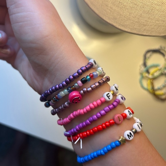 12 Taylor swift eras tour beaded friendship bracelets‎ - Picture 4 of 5